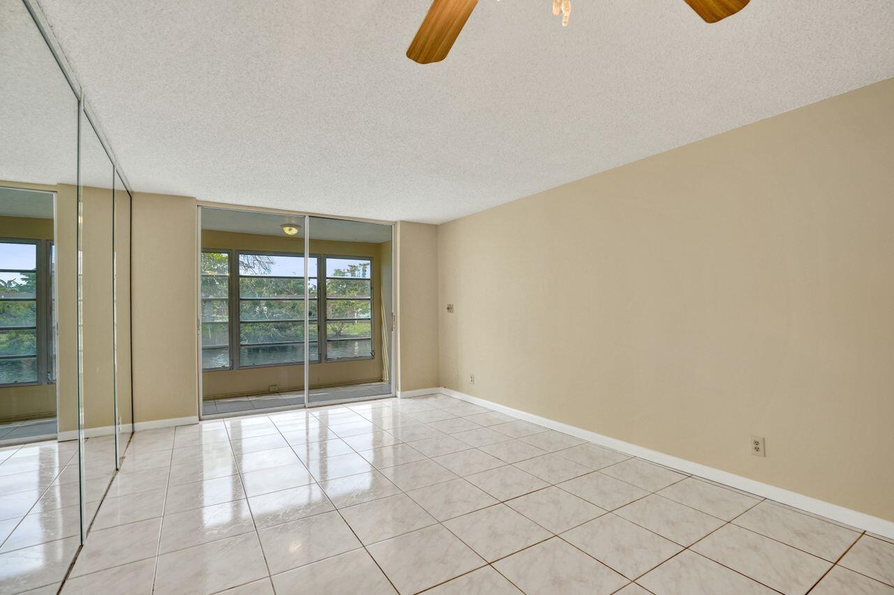 9460 Sunrise Lakes Boulevard Unit: 106