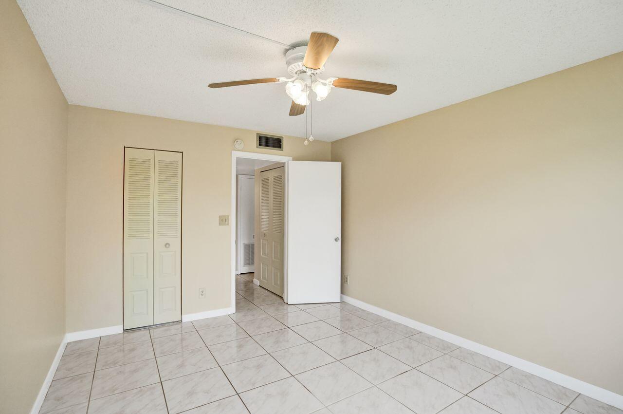 9460 Sunrise Lakes Boulevard Unit: 106