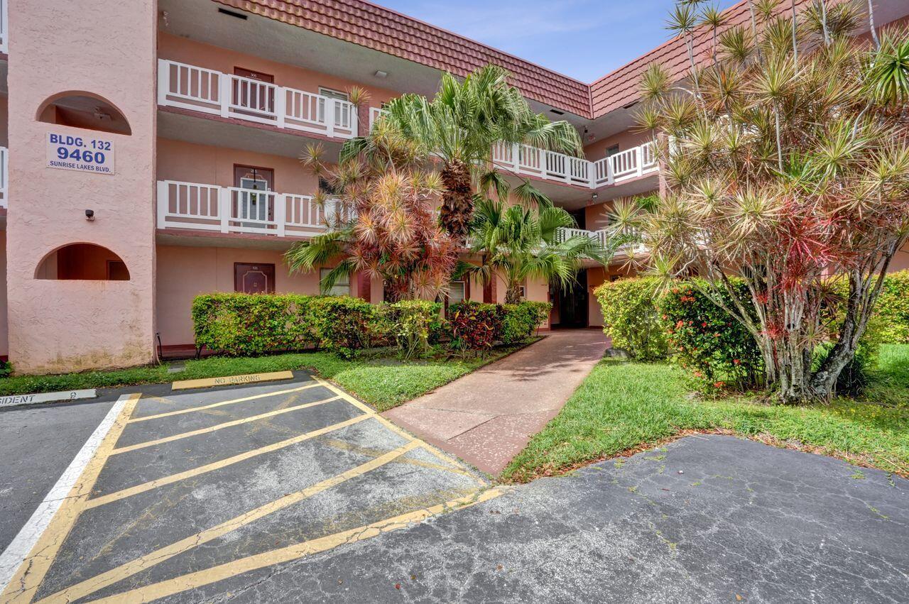 9460 Sunrise Lakes Boulevard Unit: 106