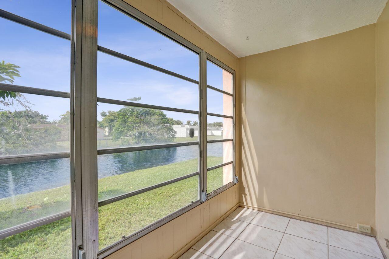 9460 Sunrise Lakes Boulevard Unit: 106