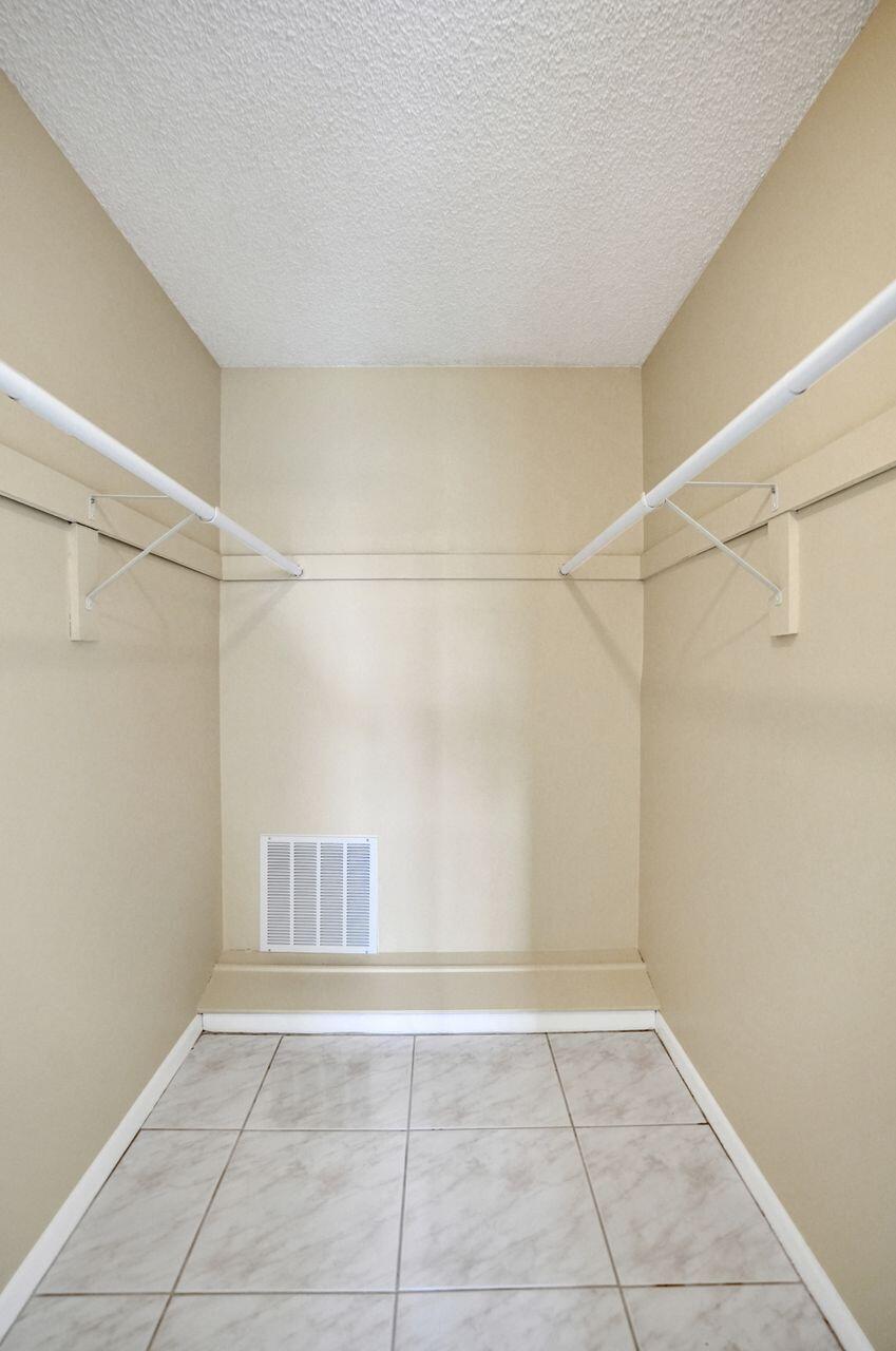 9460 Sunrise Lakes Boulevard Unit: 106