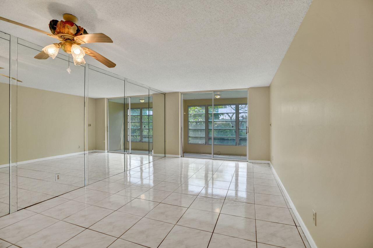 9460 Sunrise Lakes Boulevard Unit: 106