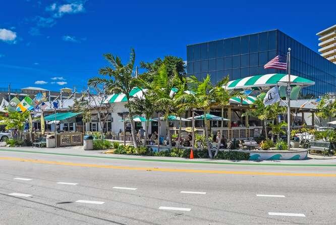 51 SE 19th Avenue 401