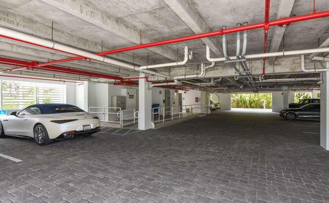 51 SE 19th Avenue 401