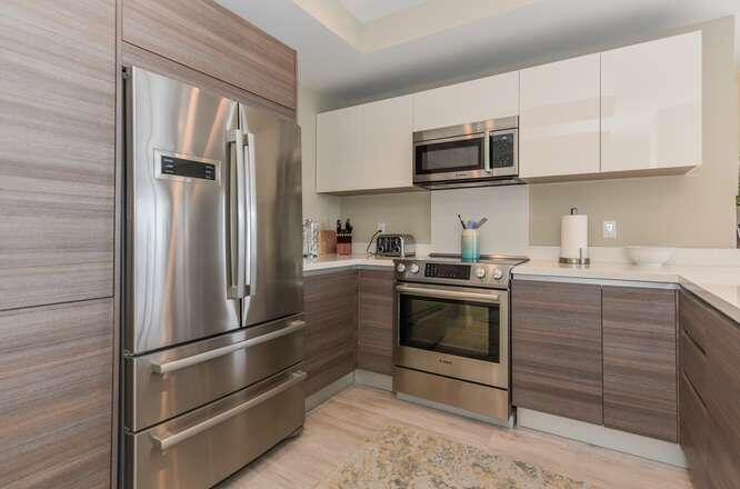 51 SE 19th Avenue 401