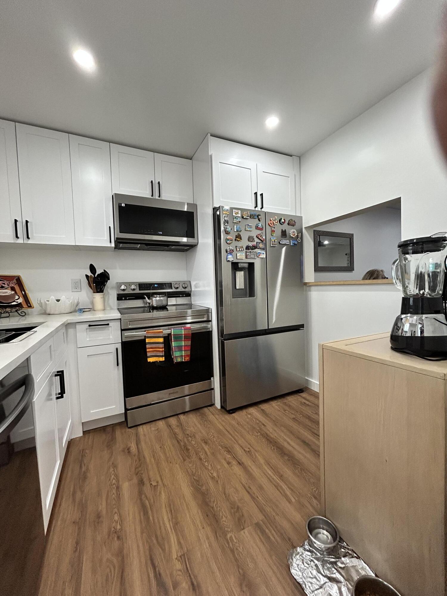 6750 Royal Palm Boulevard 310e
