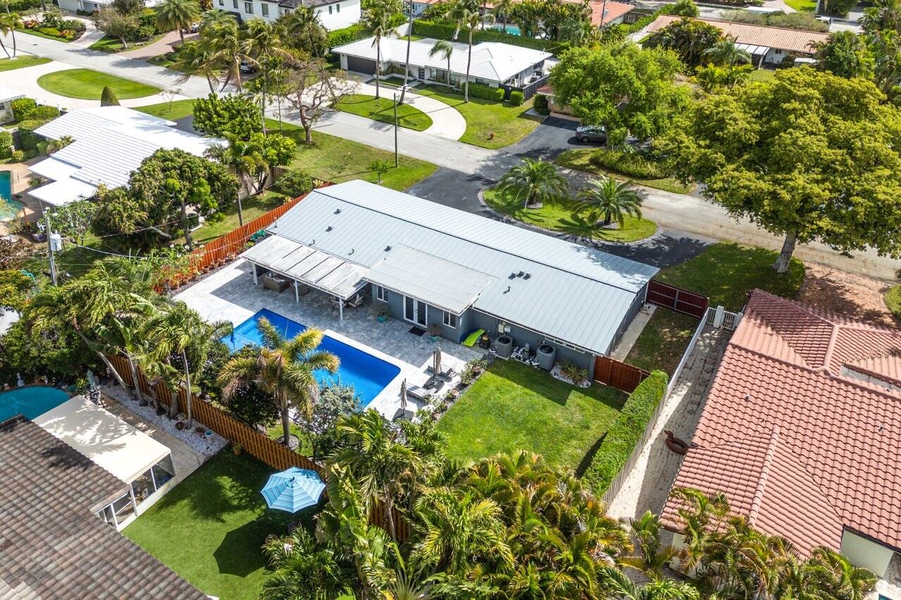 2625 NE 27th Way