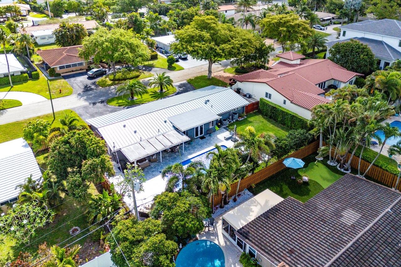 2625 NE 27th Way