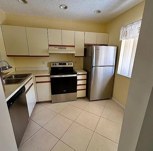 21938 Remsen Terrace 202