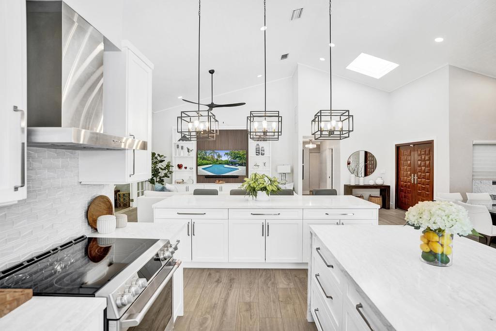 2845 NW 42nd Street