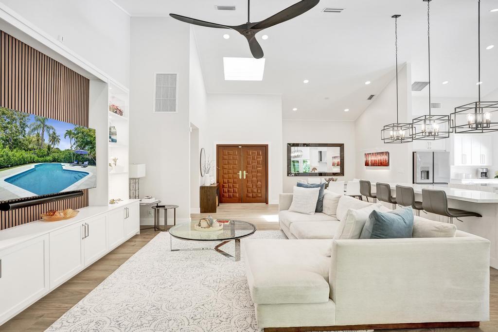2845 NW 42nd Street