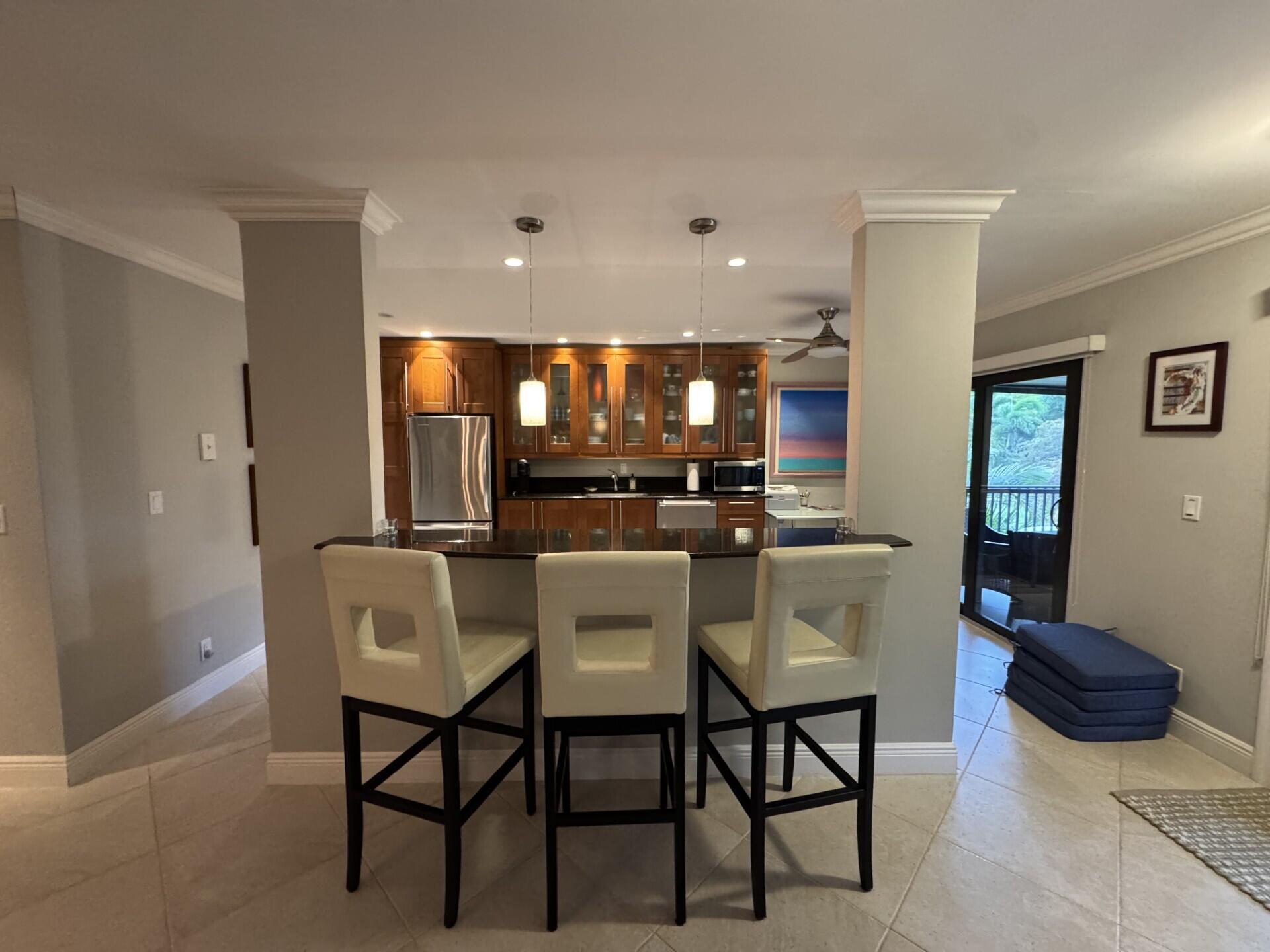 2920 Florida Boulevard 216