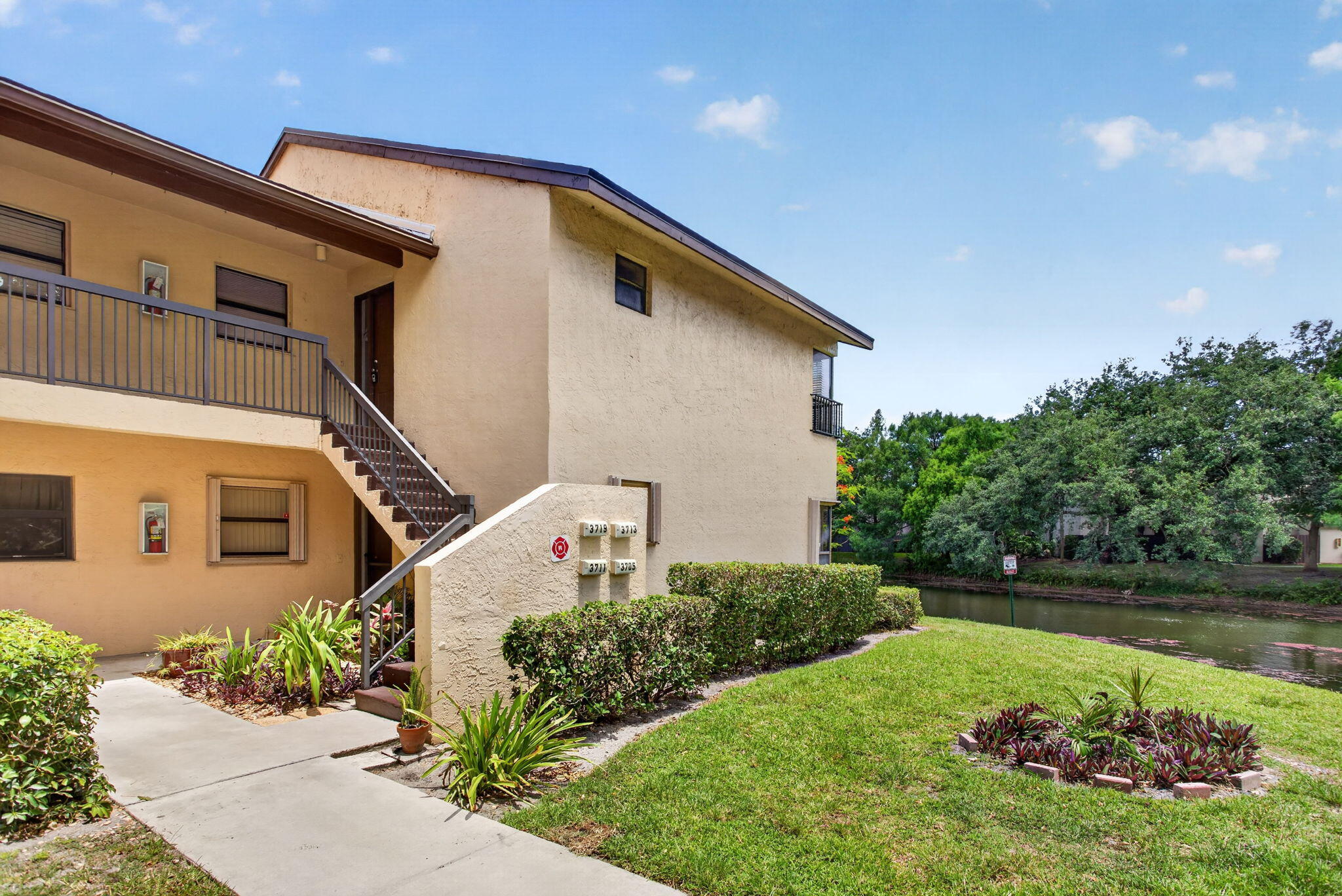 3713 Cocoplum Circle 3545