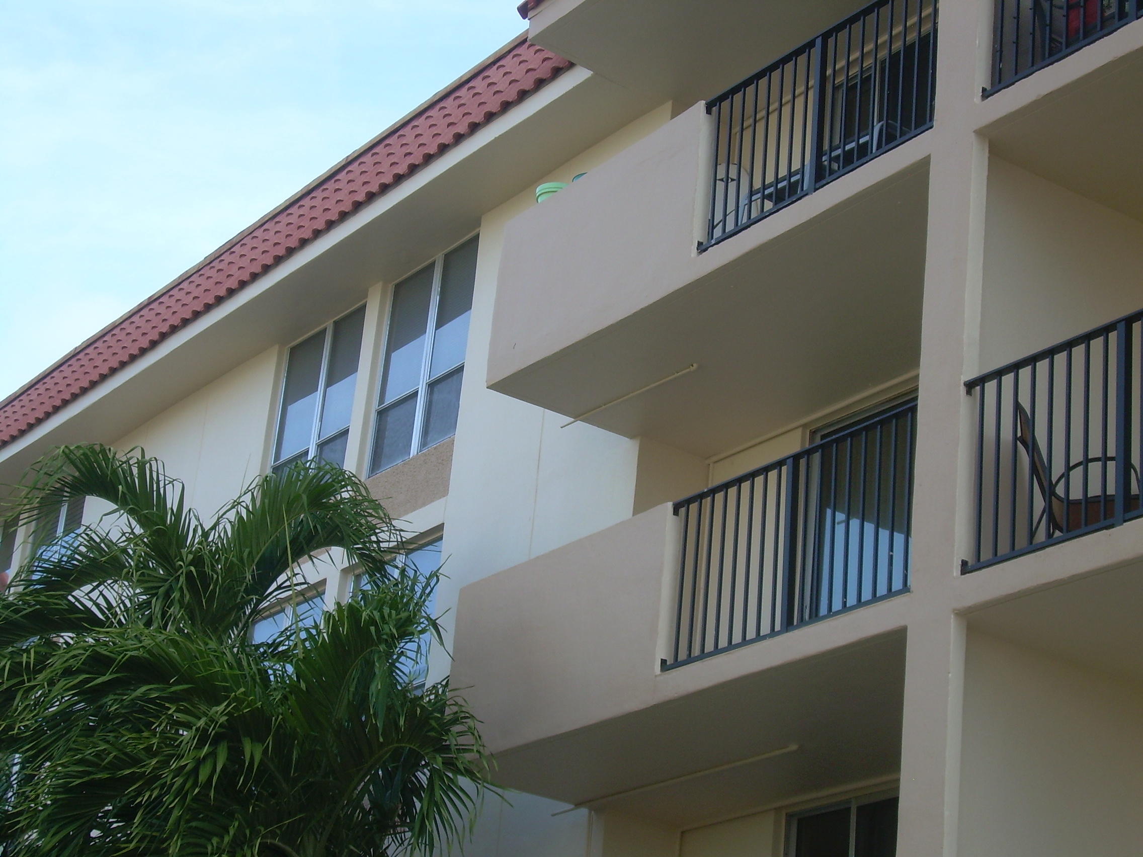 1000 Spanish River Road 3b