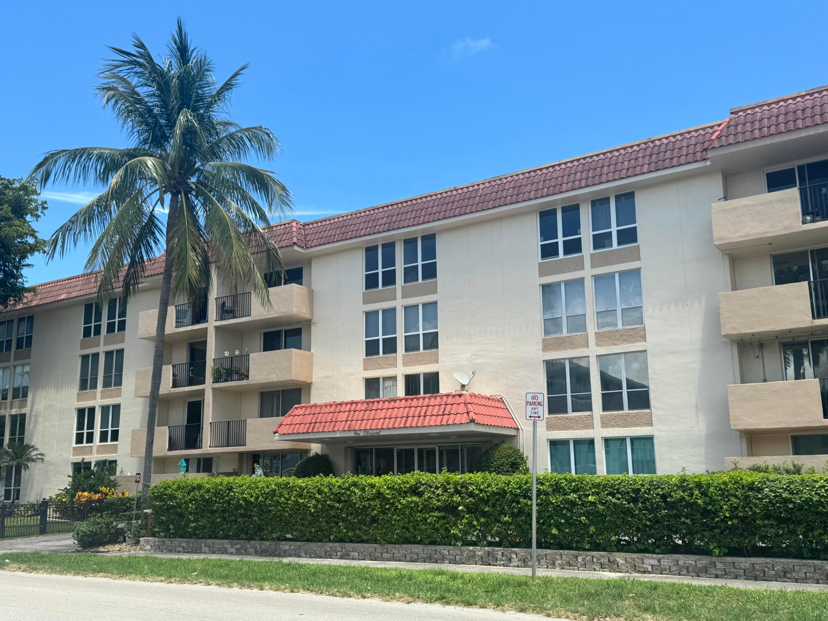 1000 Spanish River Road 3b