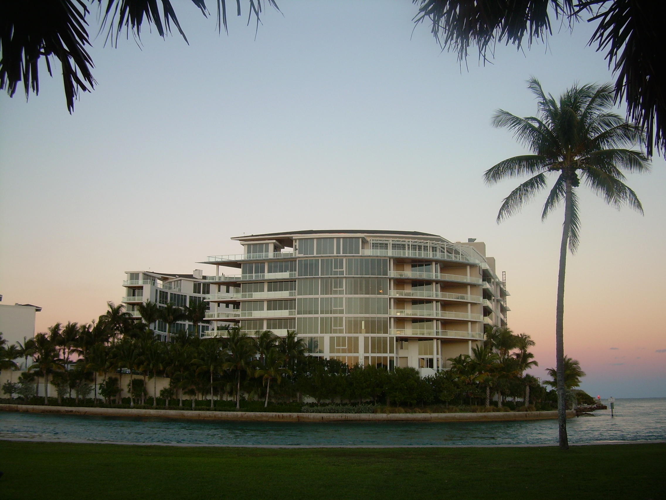 1000 Spanish River Road 3b
