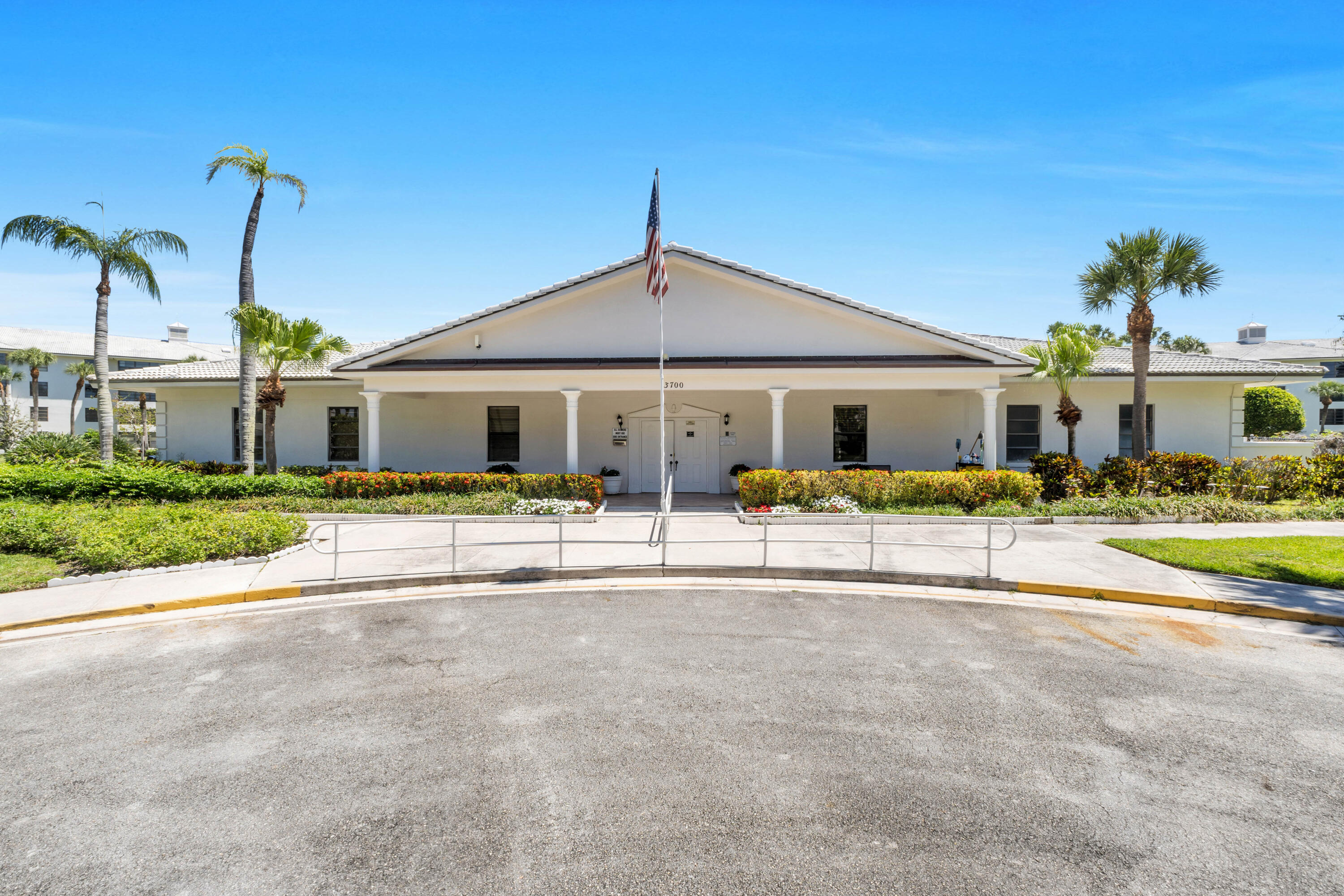 3716 Whitehall Drive 202