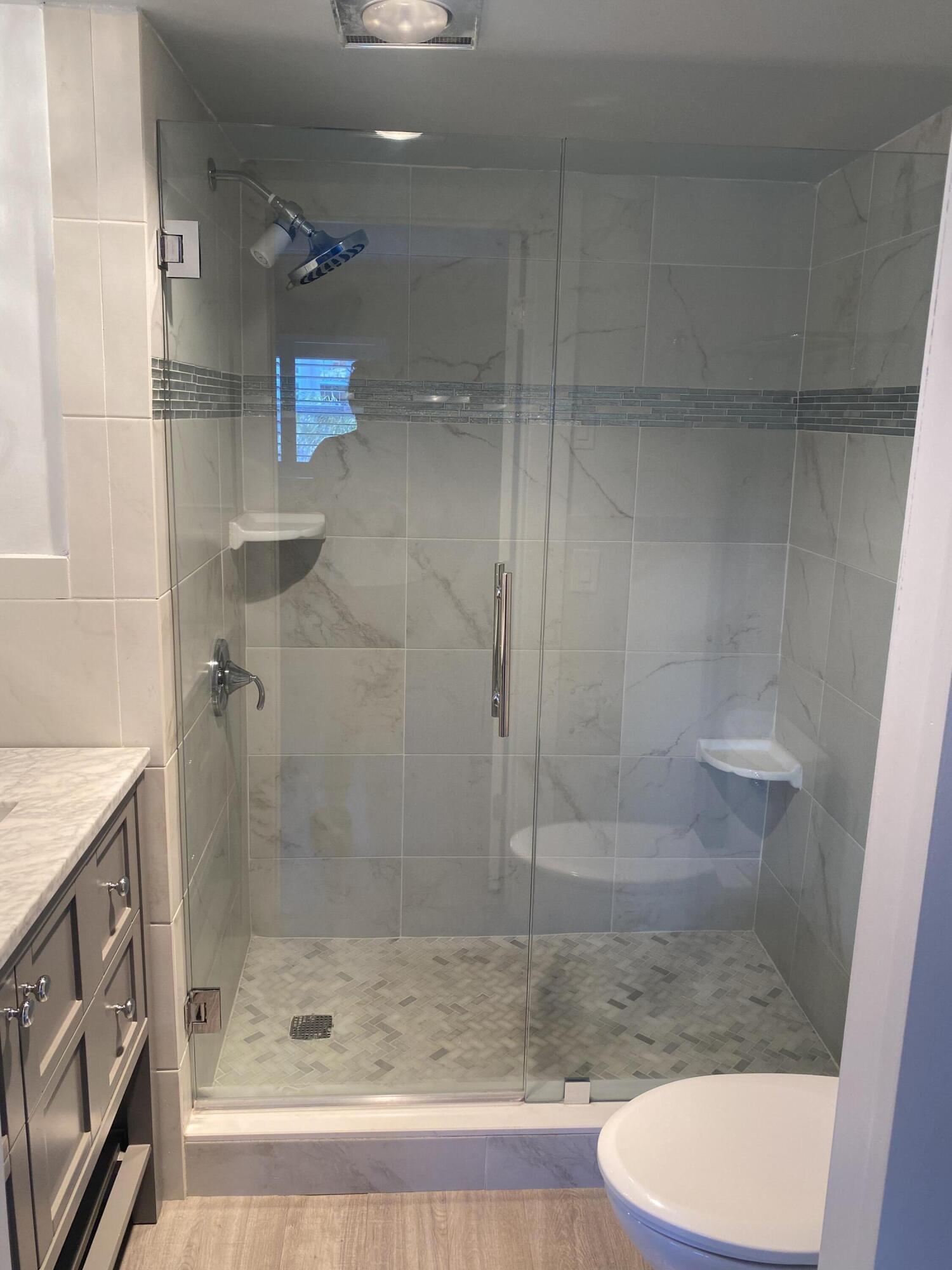 200 E Royal Palm Road 4080