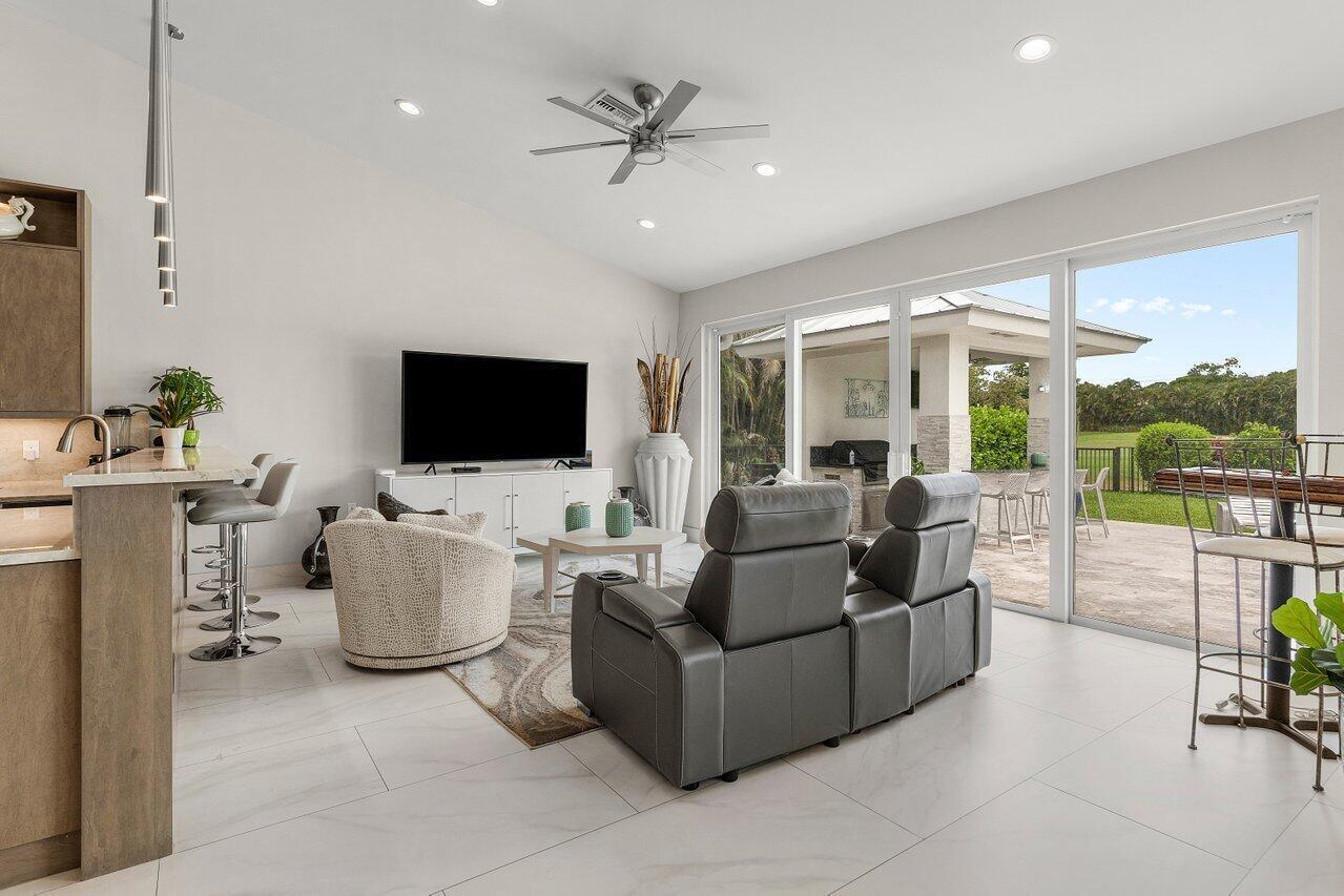 11164 Boca Woods Lane