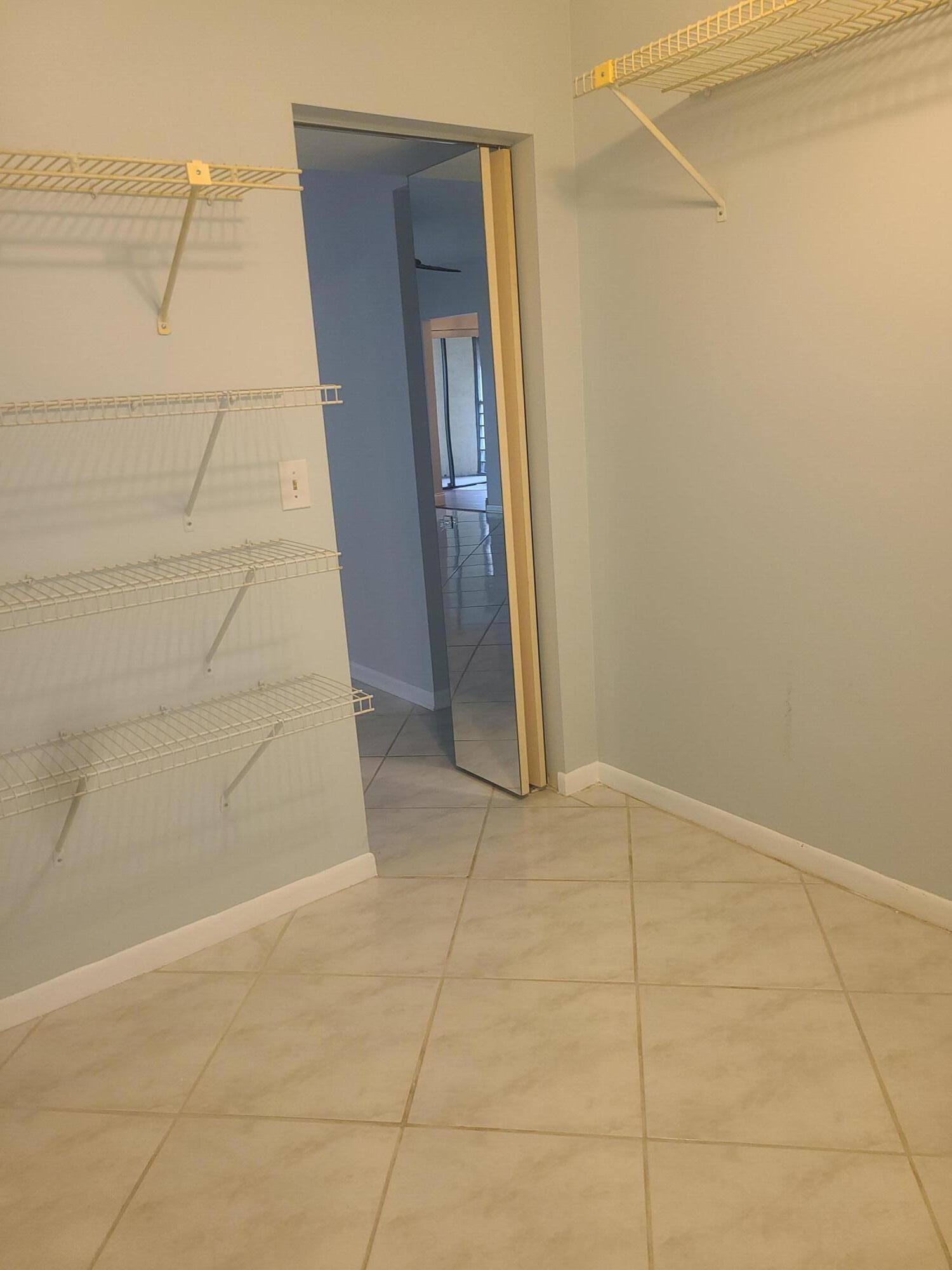 6328 W Longboat Ln Lane W 201