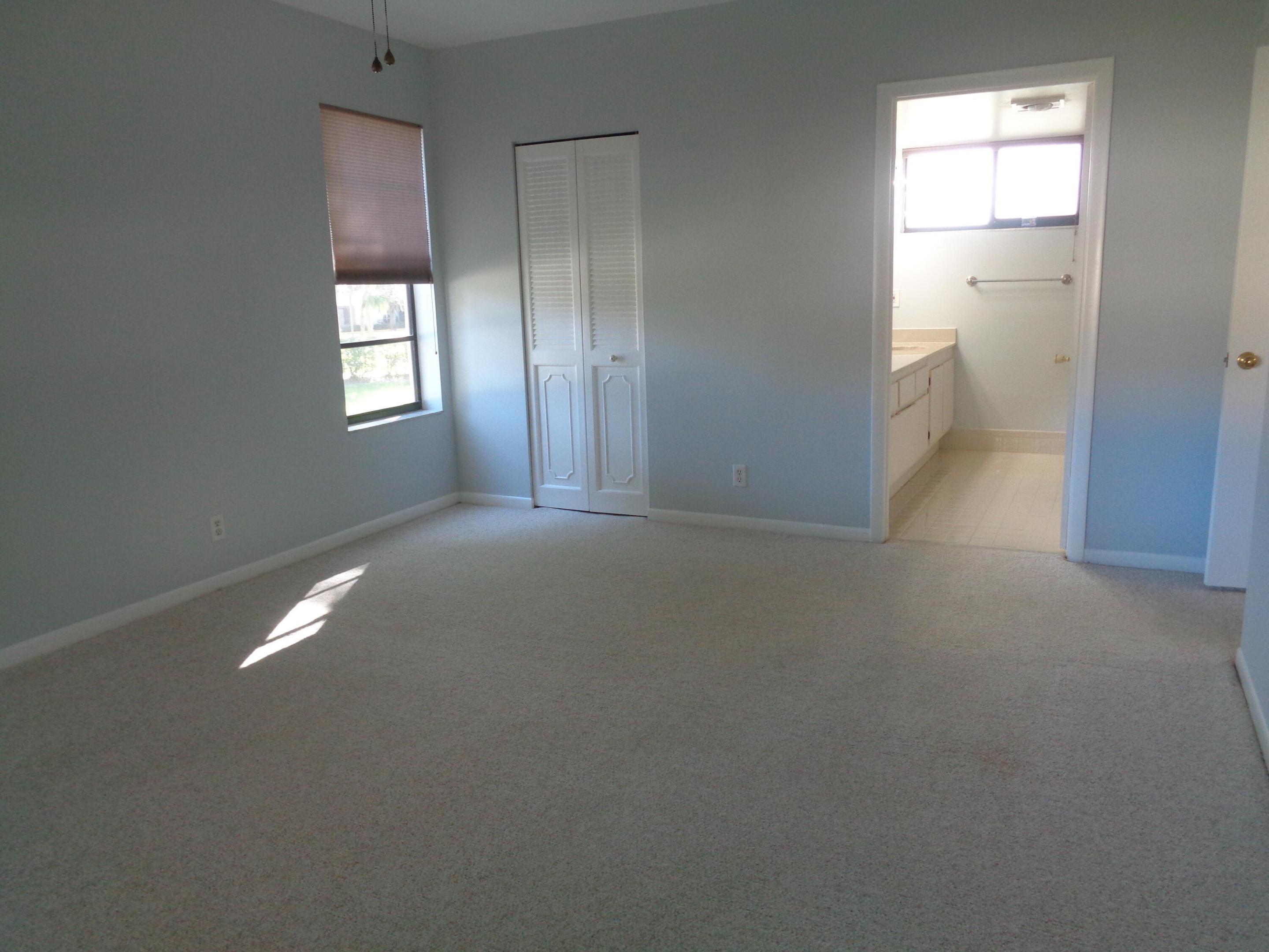 6328 W Longboat Ln Lane W 201