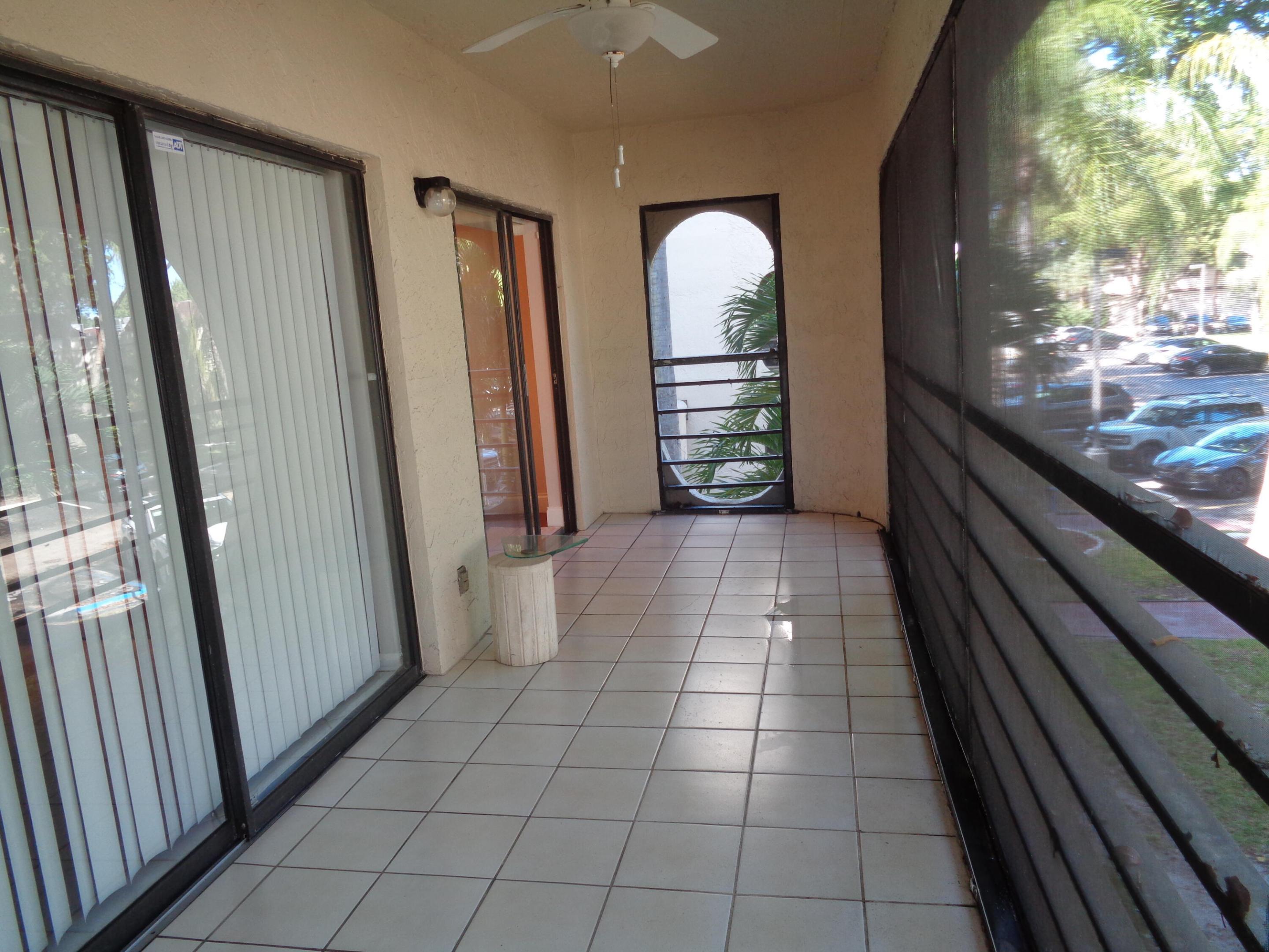 6328 W Longboat Ln Lane W 201