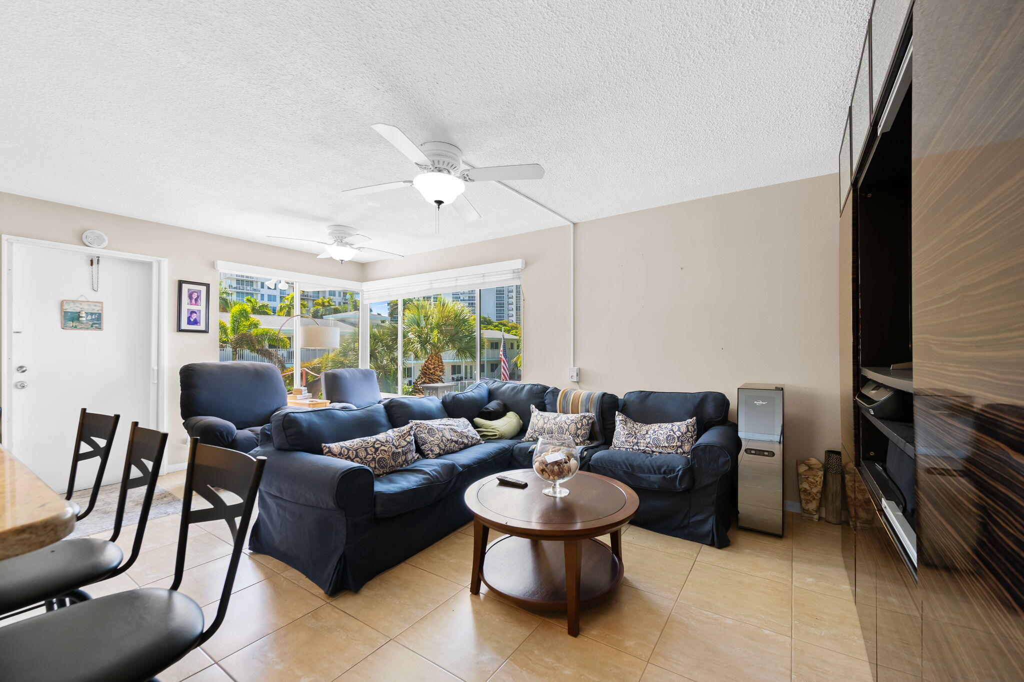 2825 NE 33rd 201
