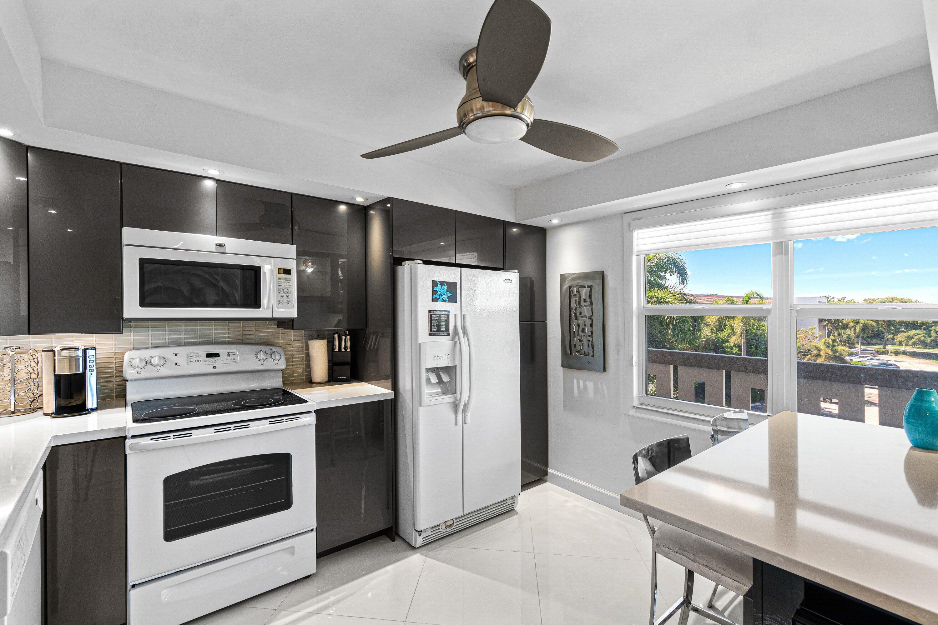 3502 Bimini Lane