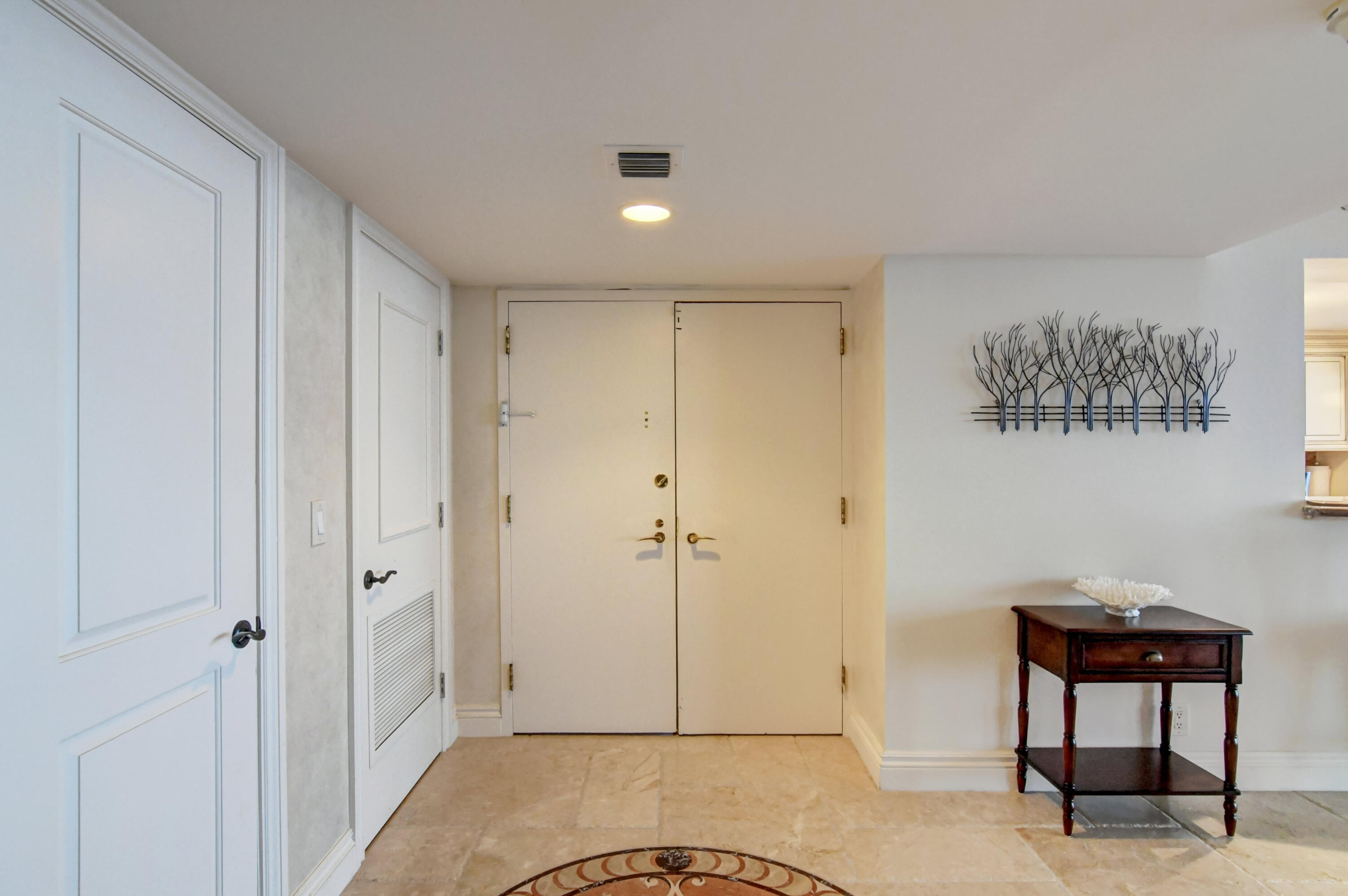 250 S Ocean Boulevard 16-c