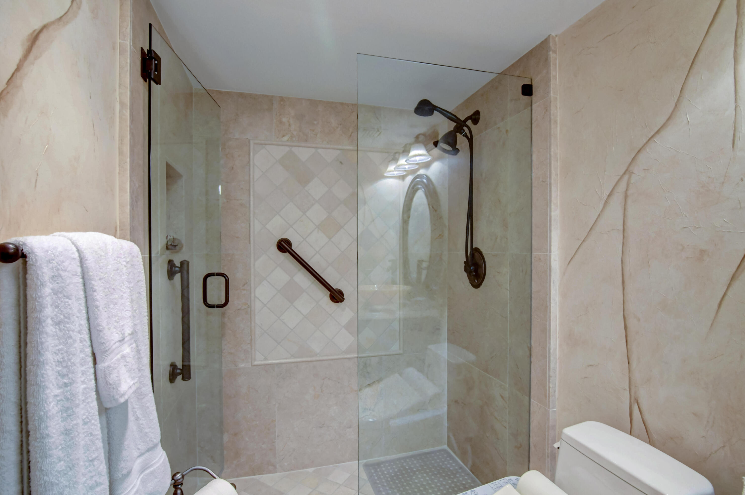 250 S Ocean Boulevard 16-c