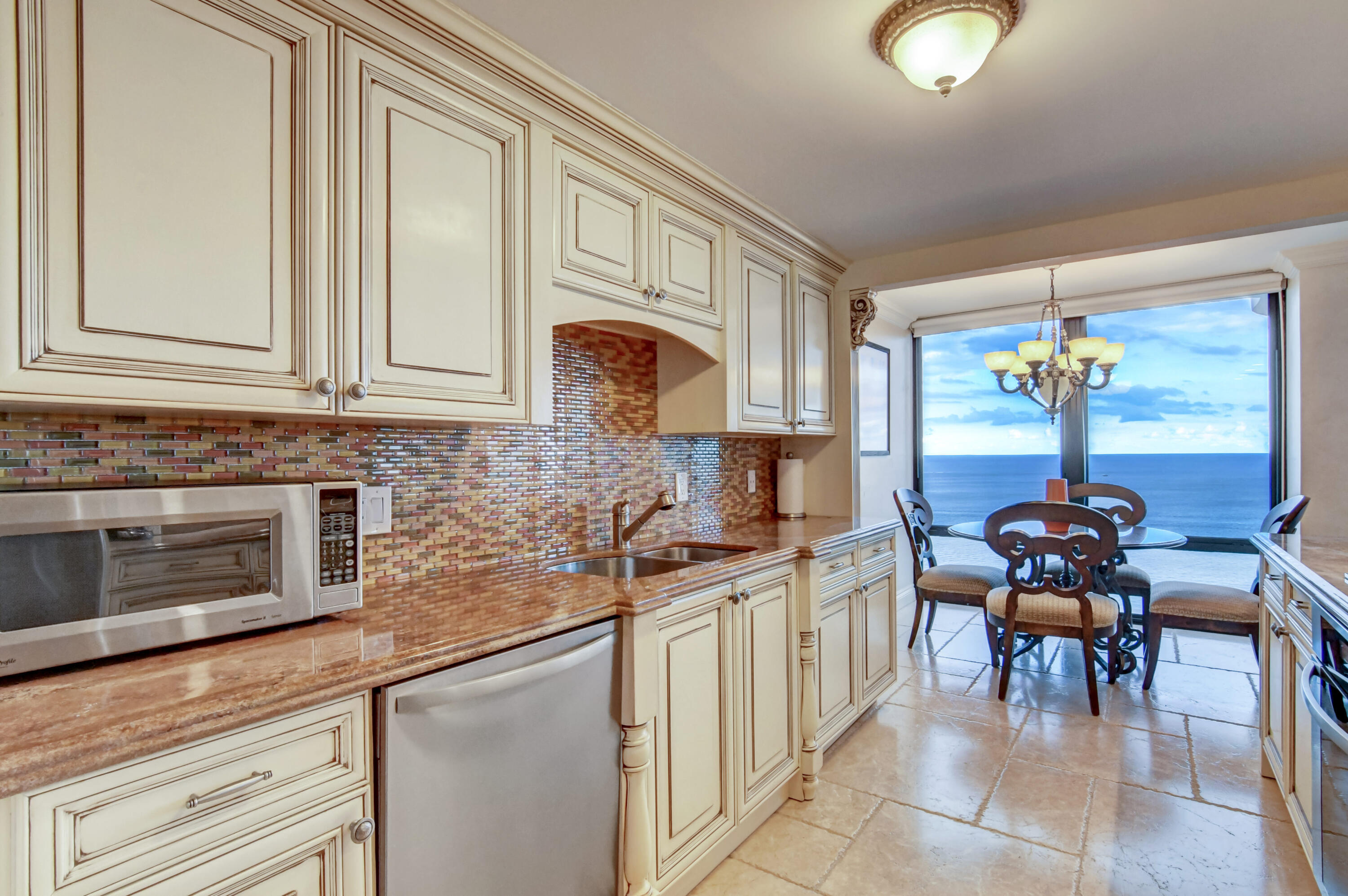 250 S Ocean Boulevard 16-c