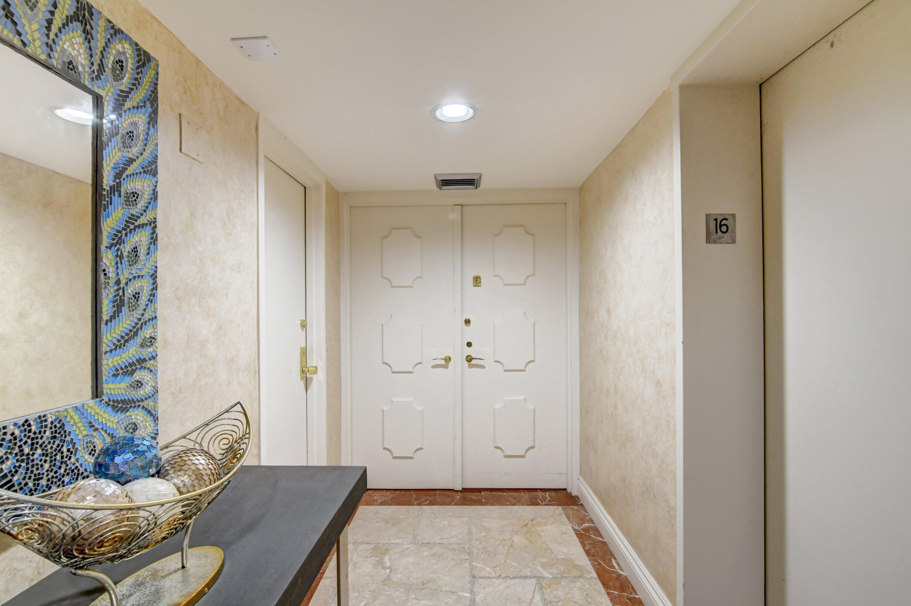 250 S Ocean Boulevard 16-c