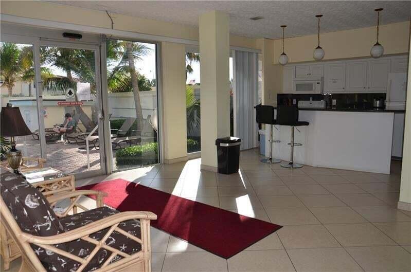 6000 N Ocean Boulevard 12h, Lauderdale-By-The-Sea Unit: 12h