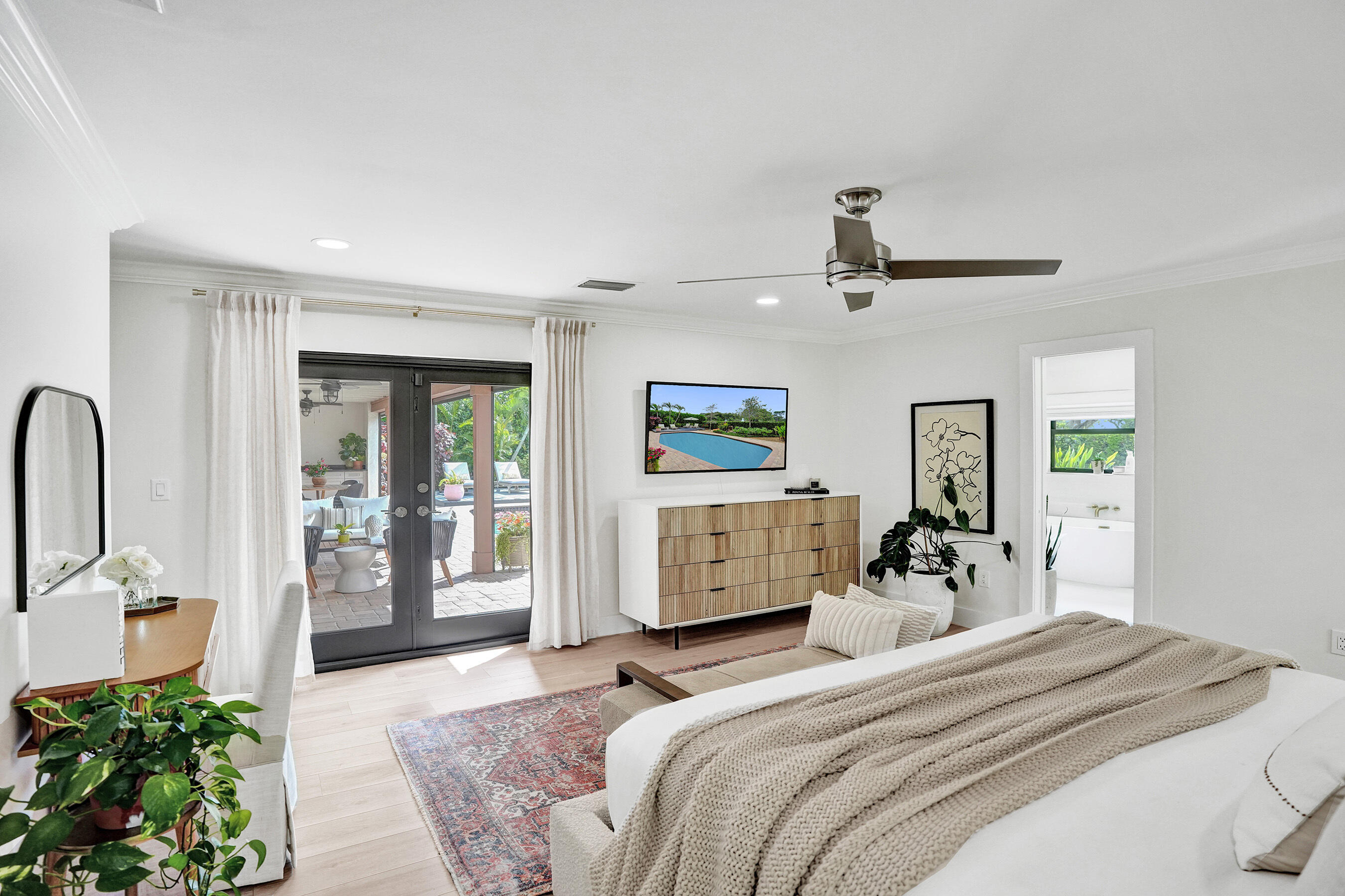 3484 Pine Haven Circle