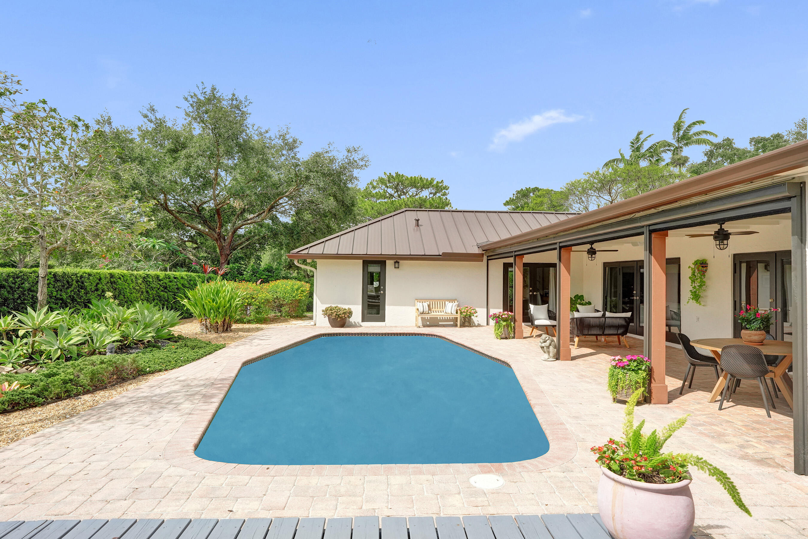 3484 Pine Haven Circle