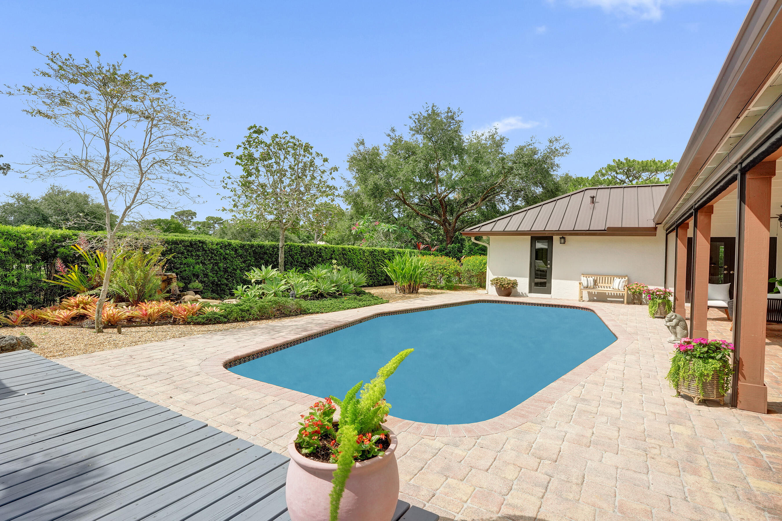 3484 Pine Haven Circle