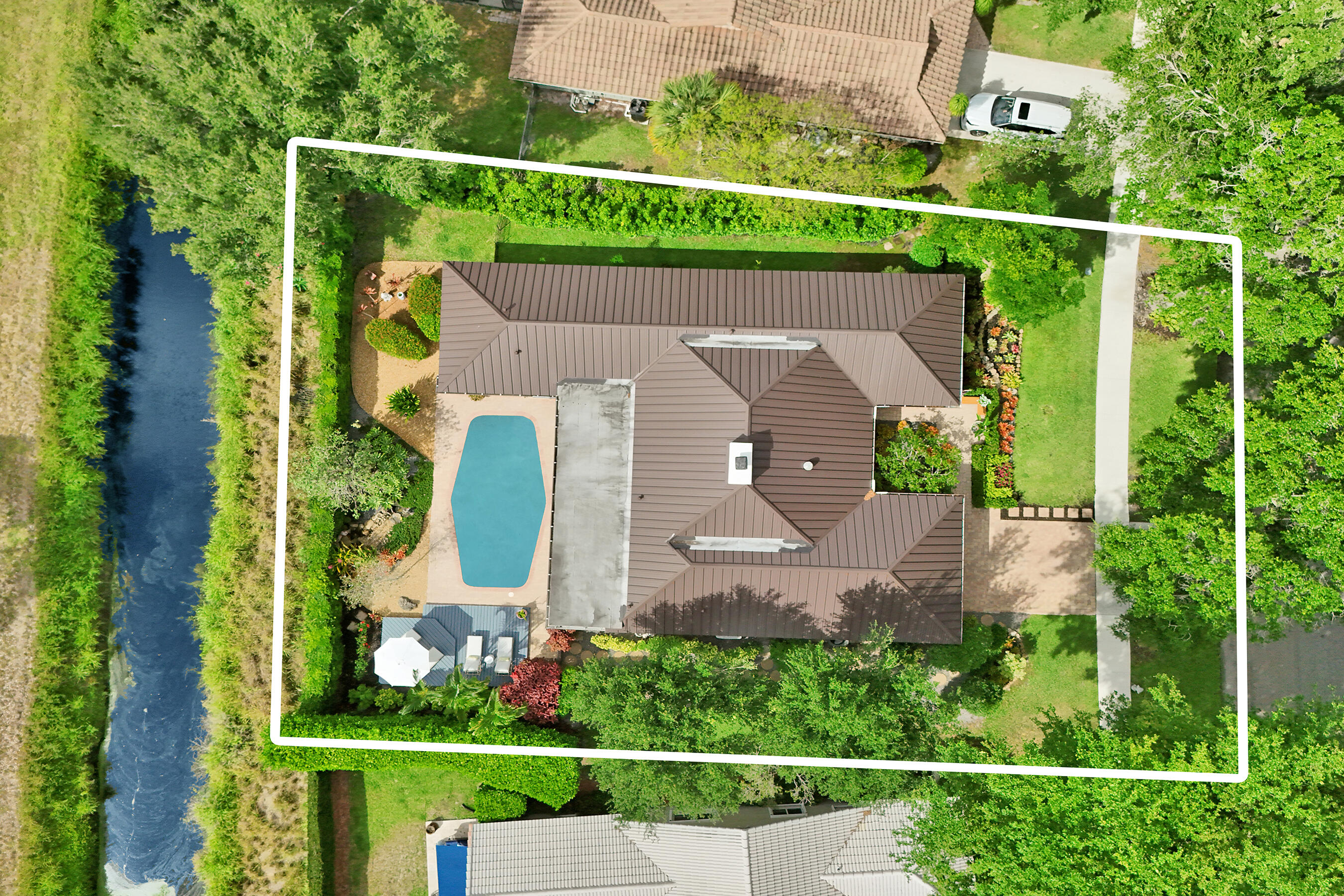 3484 Pine Haven Circle
