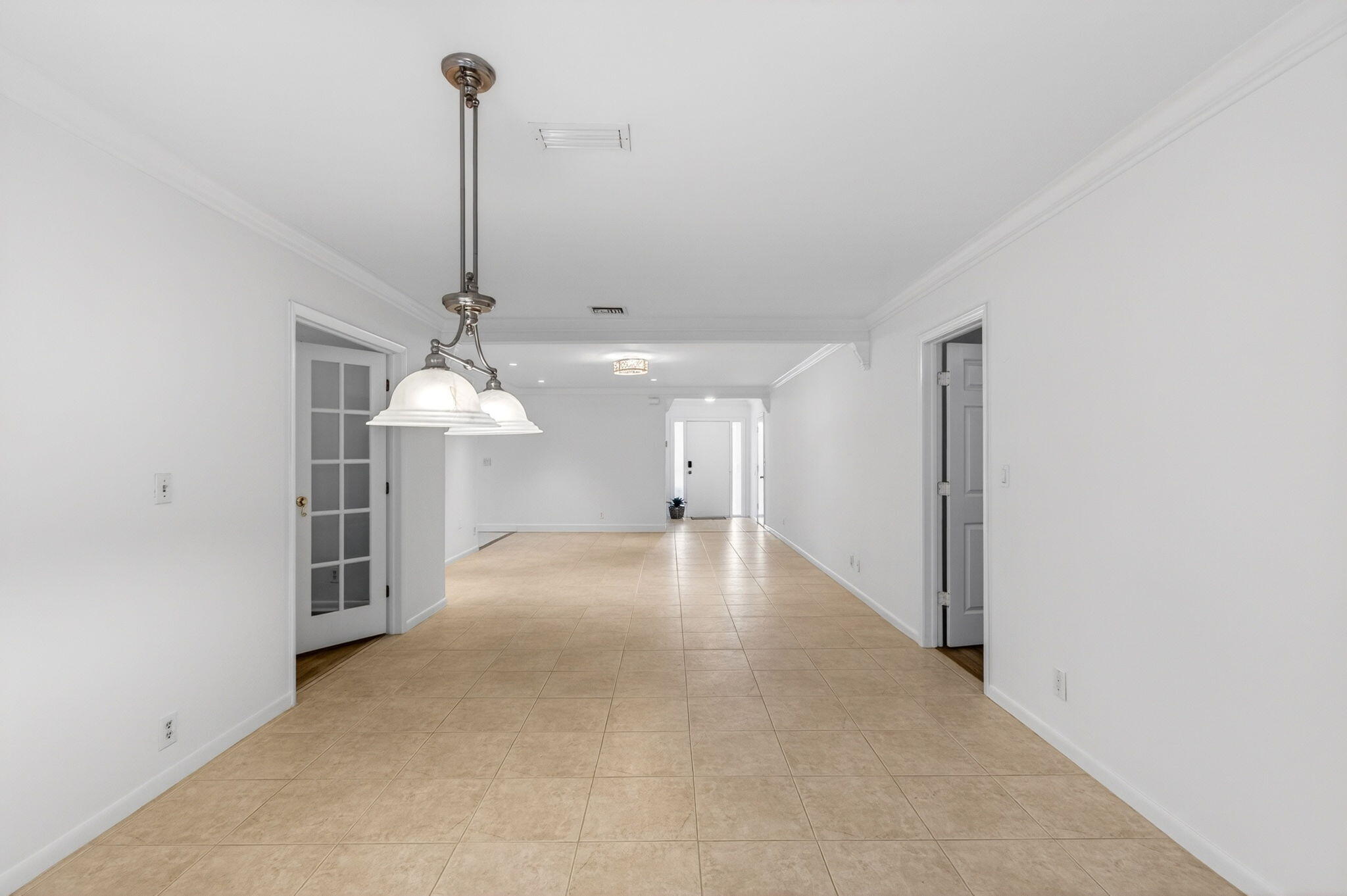 201 Del Rio Boulevard