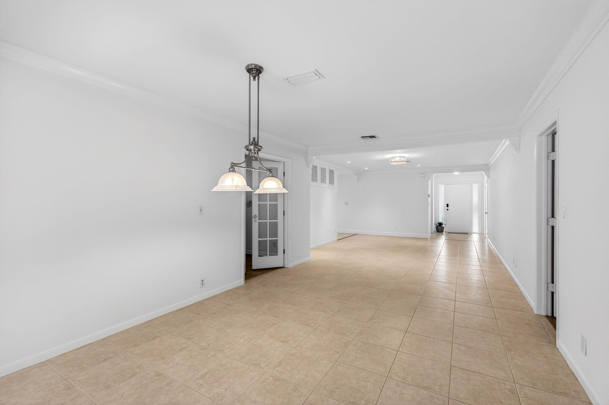 201 Del Rio Boulevard