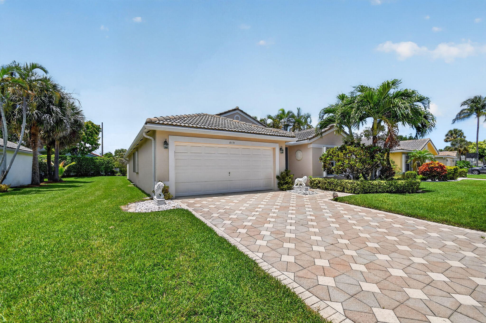 8171 Palm Gate Drive