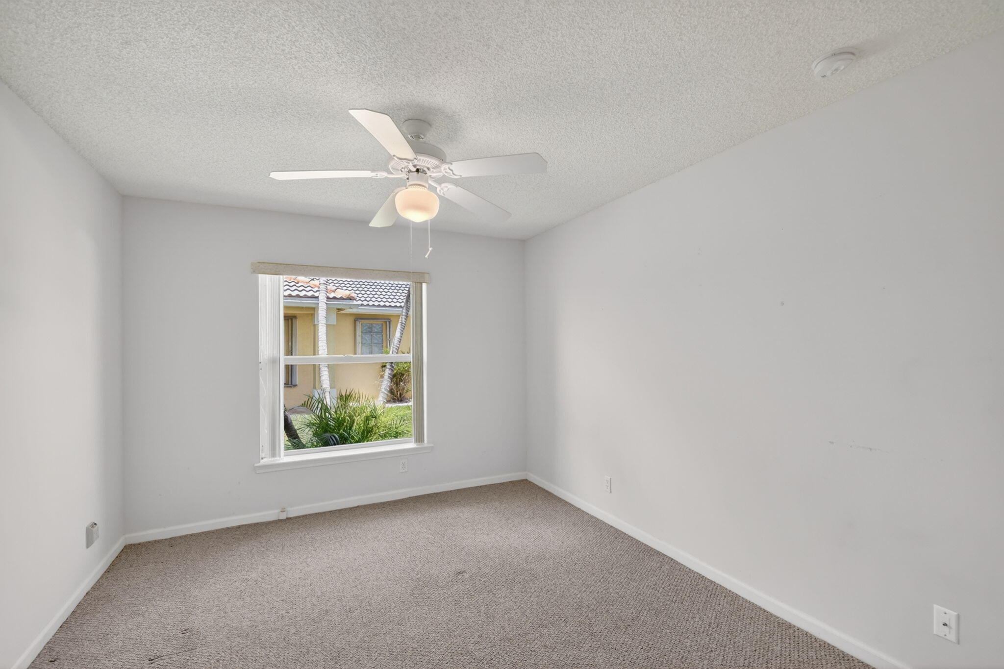 8171 Palm Gate Drive
