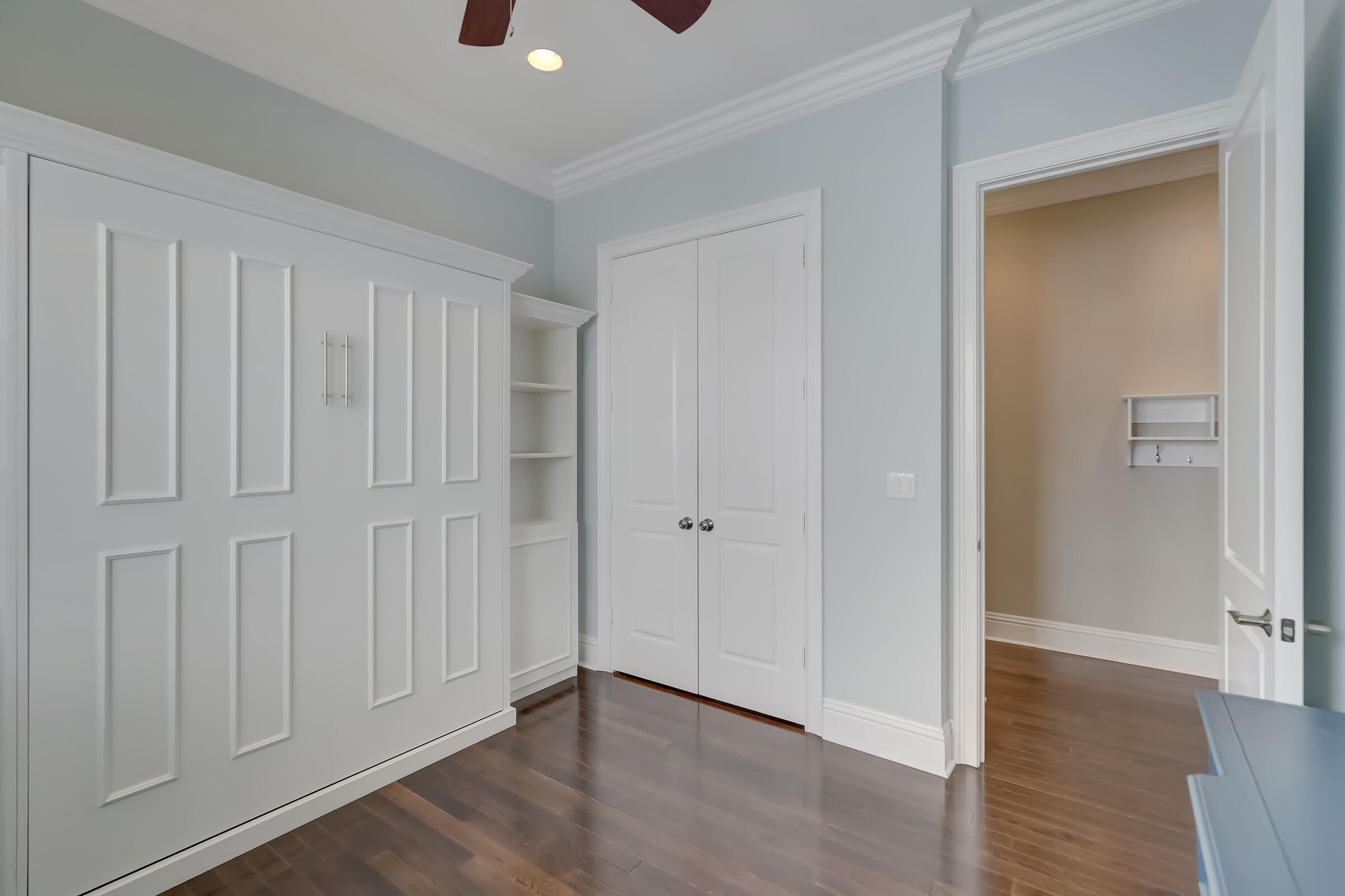 425 NE 11th Avenue