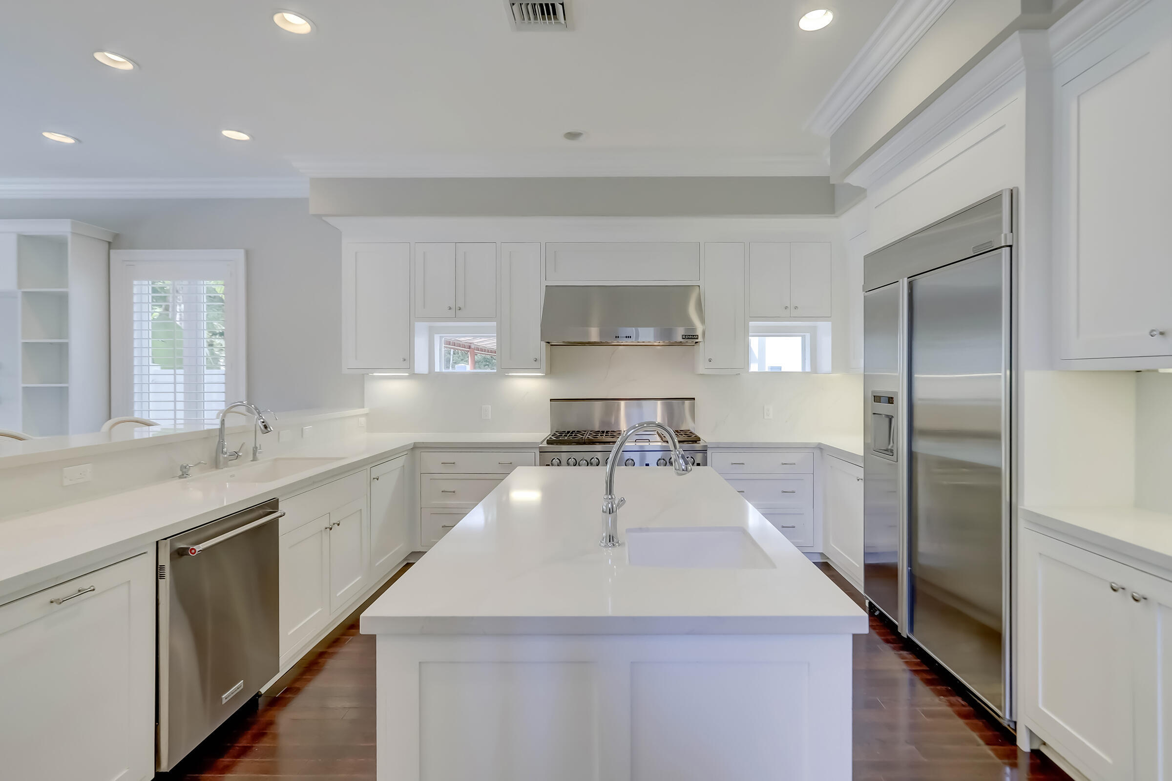 425 NE 11th Avenue