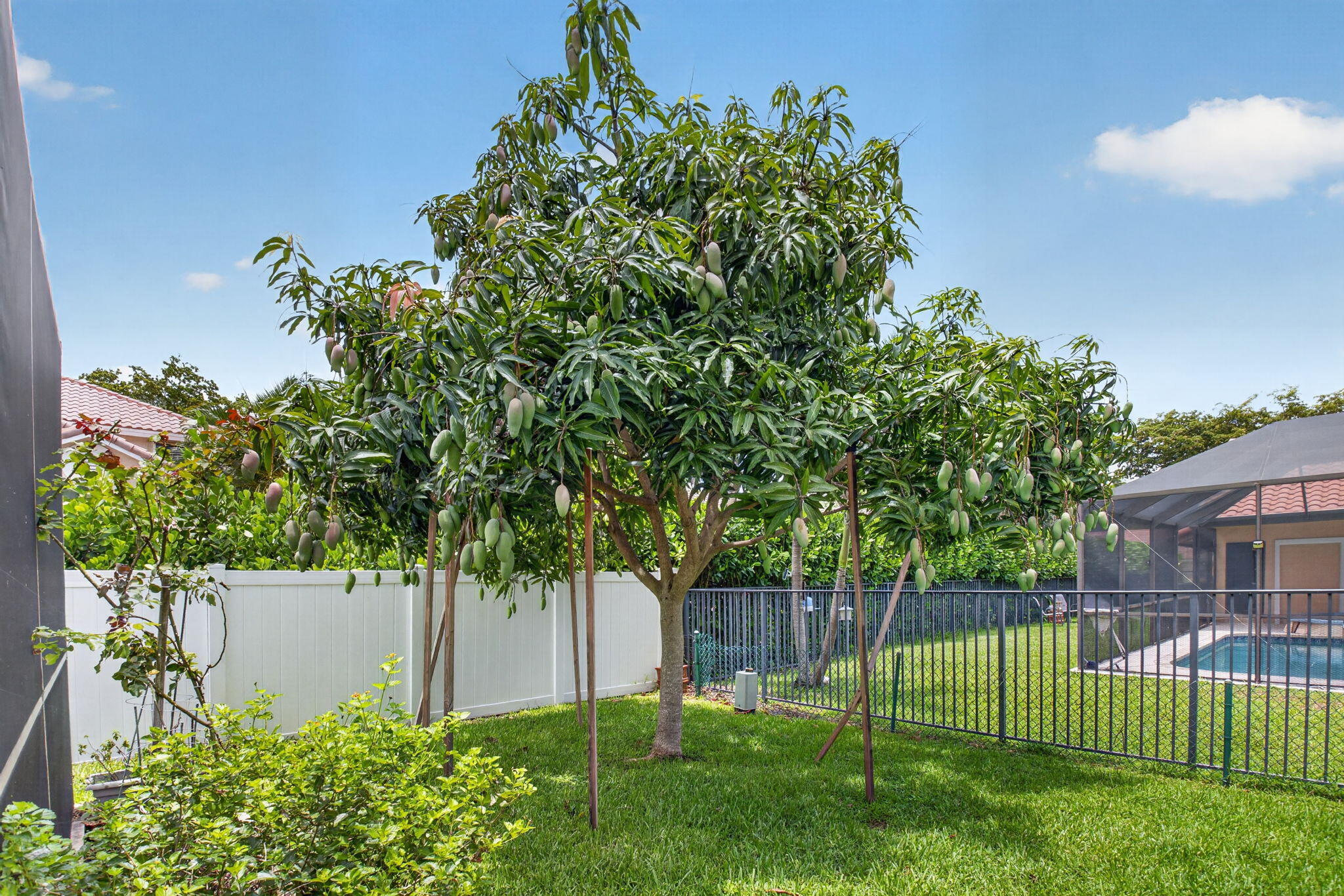 2931 NW 25th Way