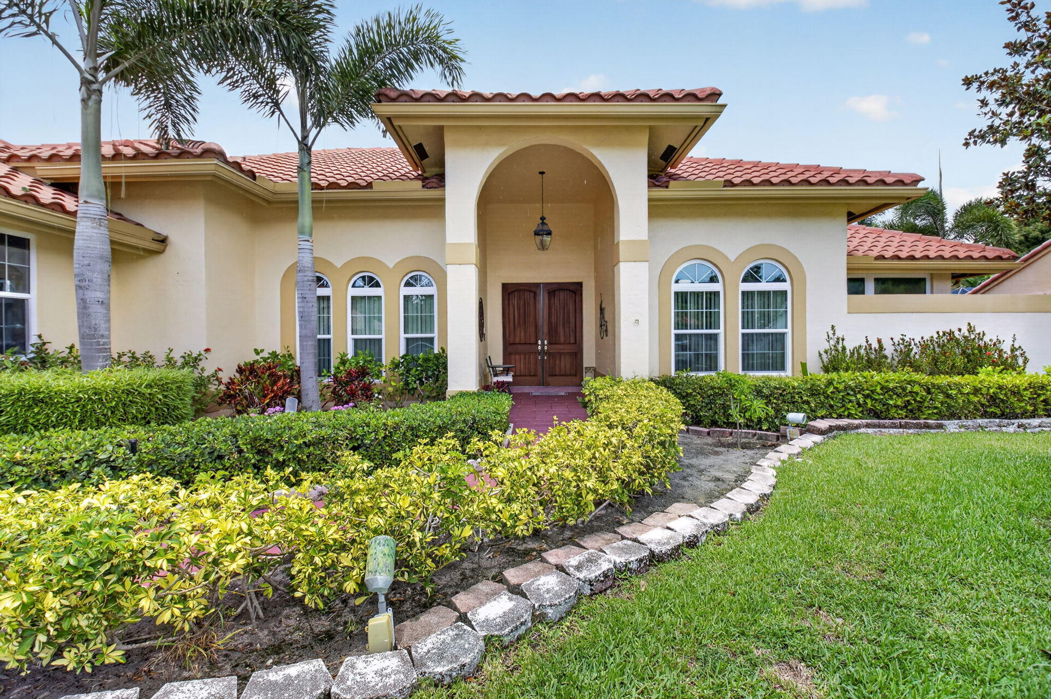 2931 NW 25th Way