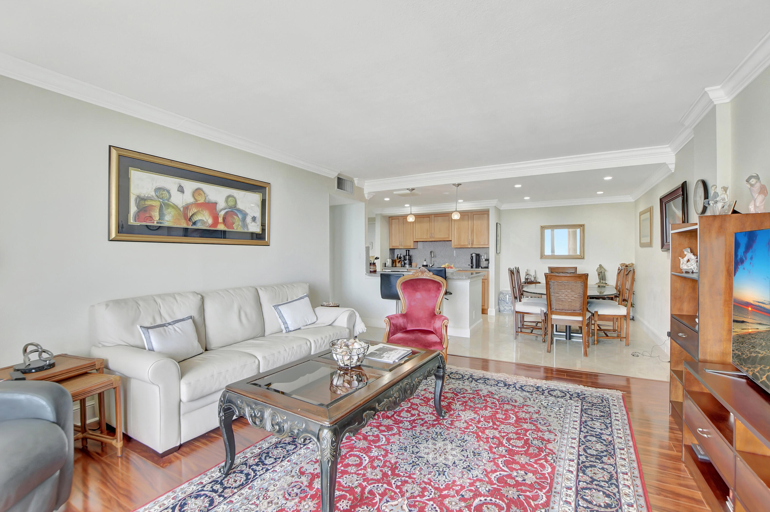 2121 N Ocean Boulevard 1405e
