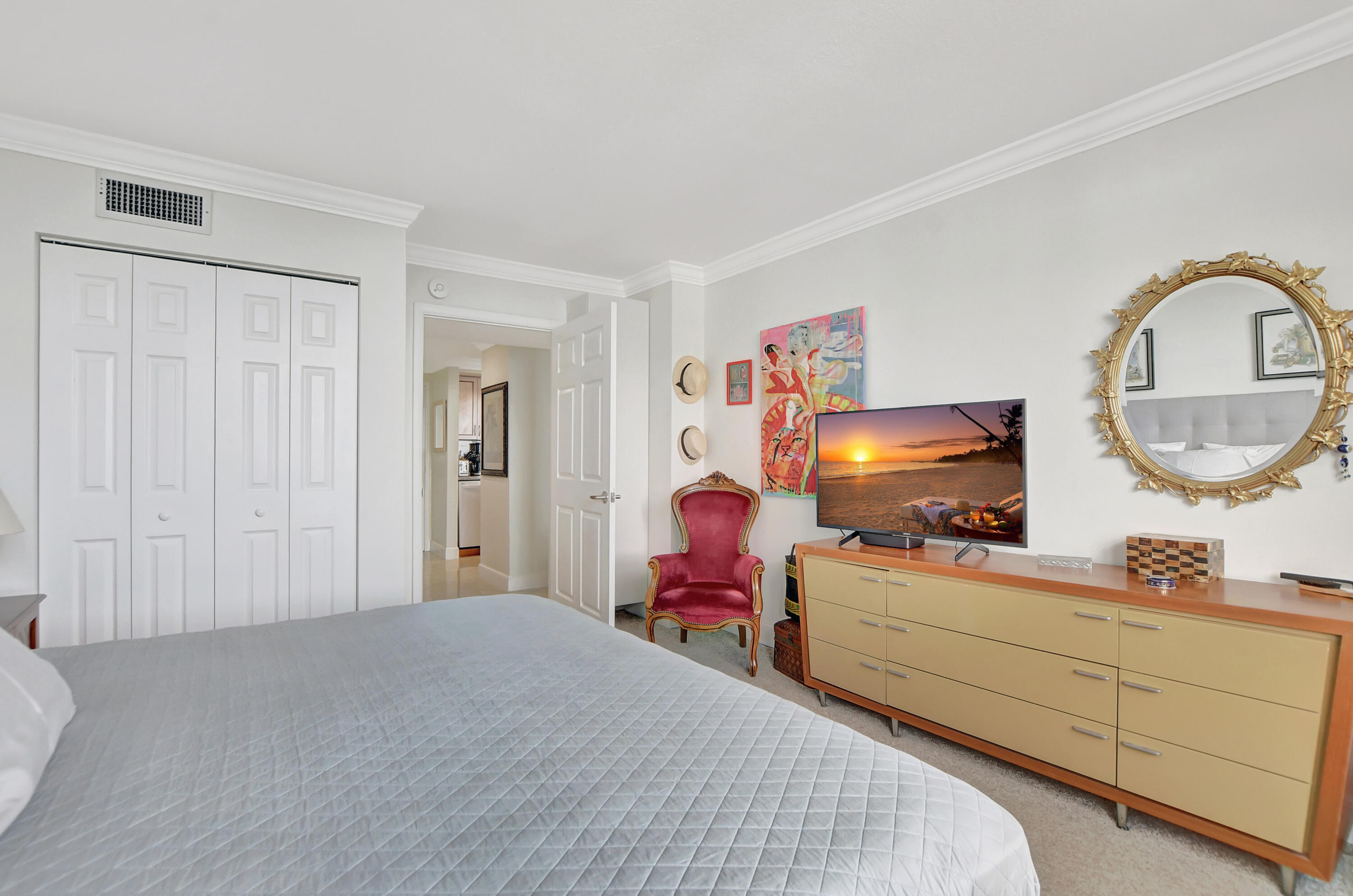 2121 N Ocean Boulevard 1405e