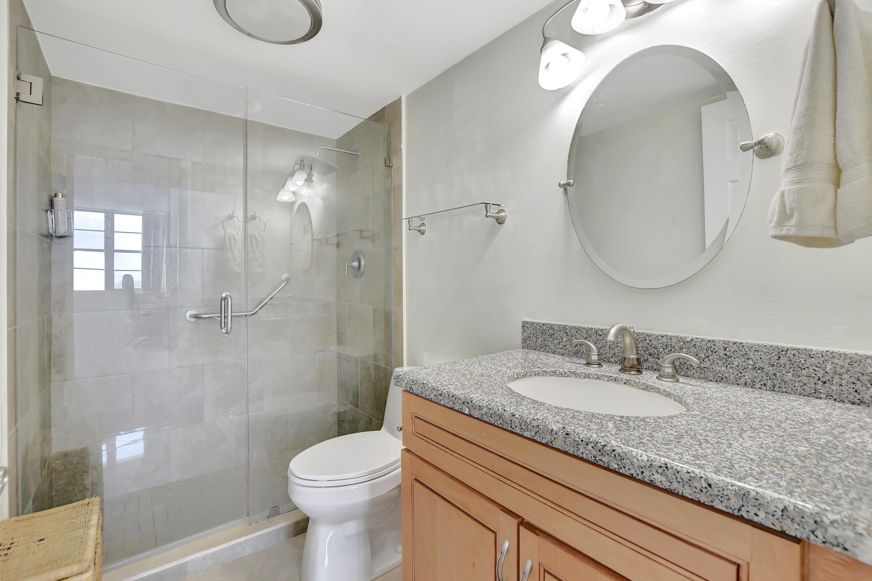 2121 N Ocean Boulevard 1405e