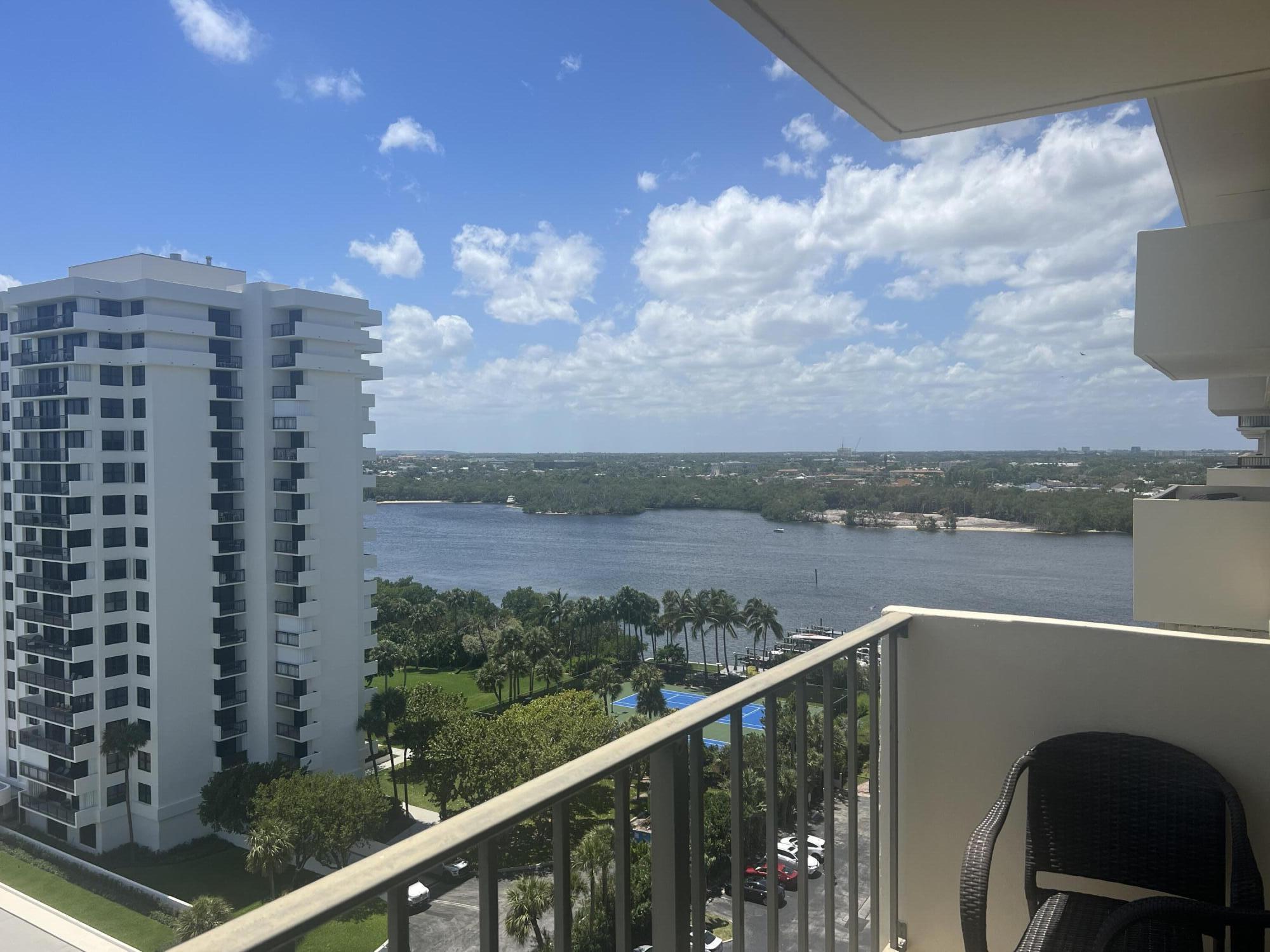 2121 N Ocean Boulevard 1405e