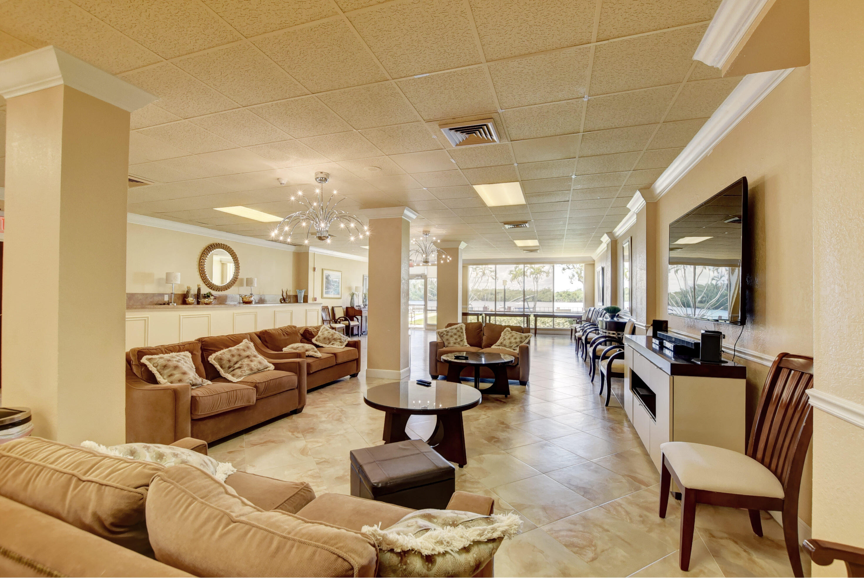 2121 N Ocean Boulevard 1405e
